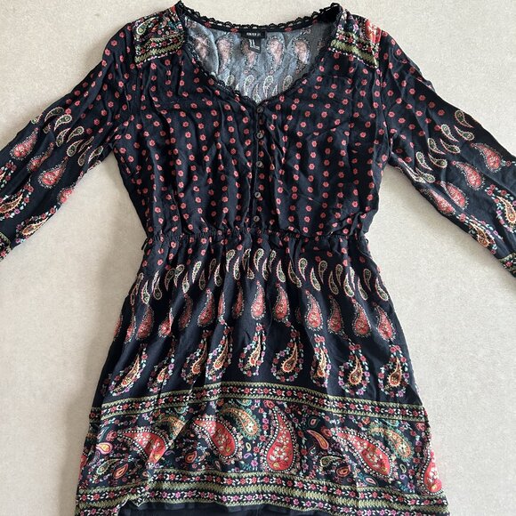 Forever 21 Paisley Floral Swing Dress ASO Clary Fray - Picture 3 of 9